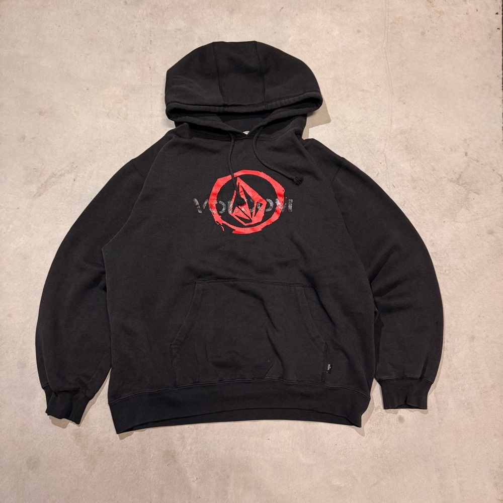Vintage Volcom black hoodie with red details